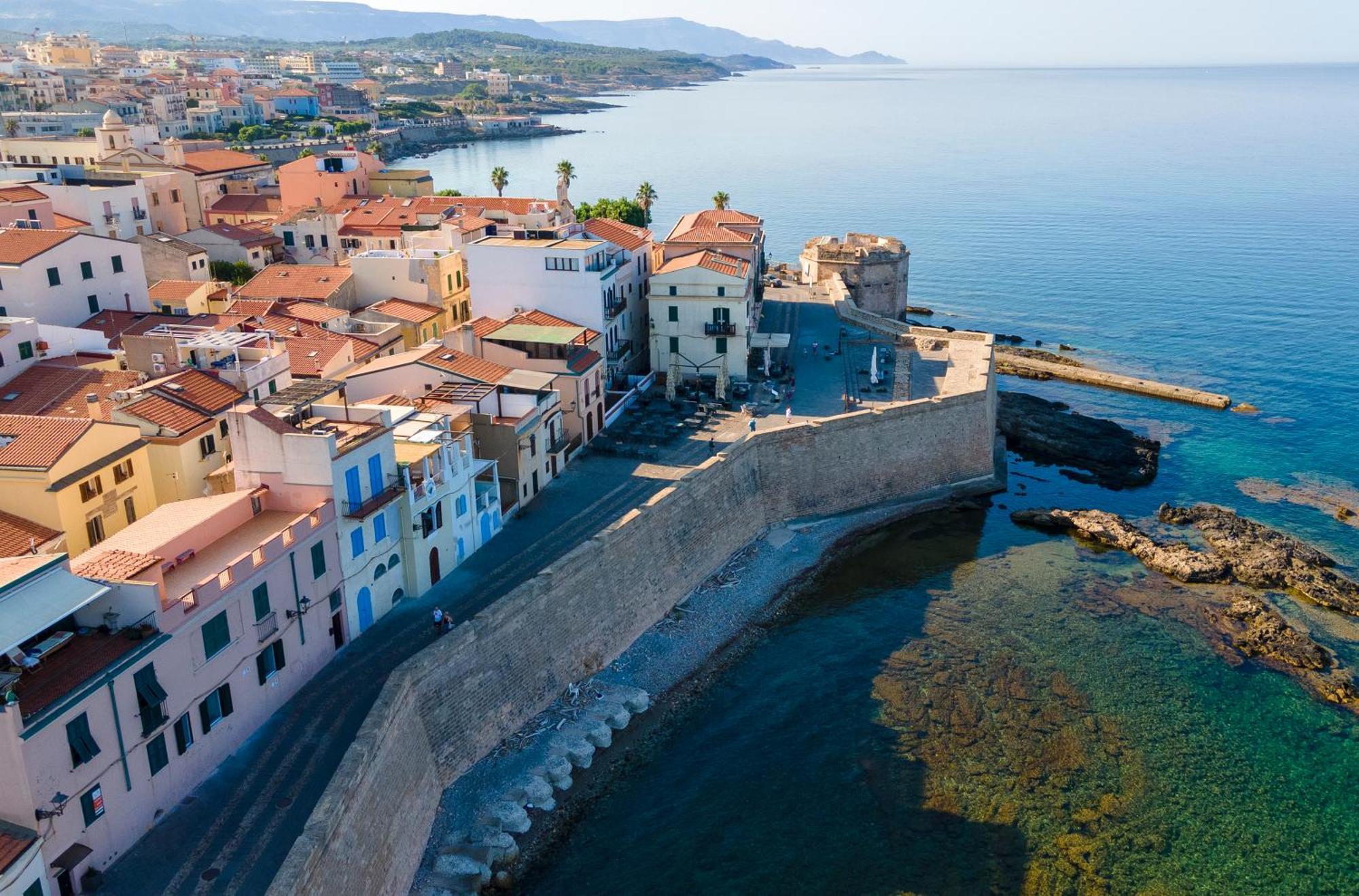 Carlo Alberto Apartment, Alghero Old Town, Near The Beach Bagian luar foto