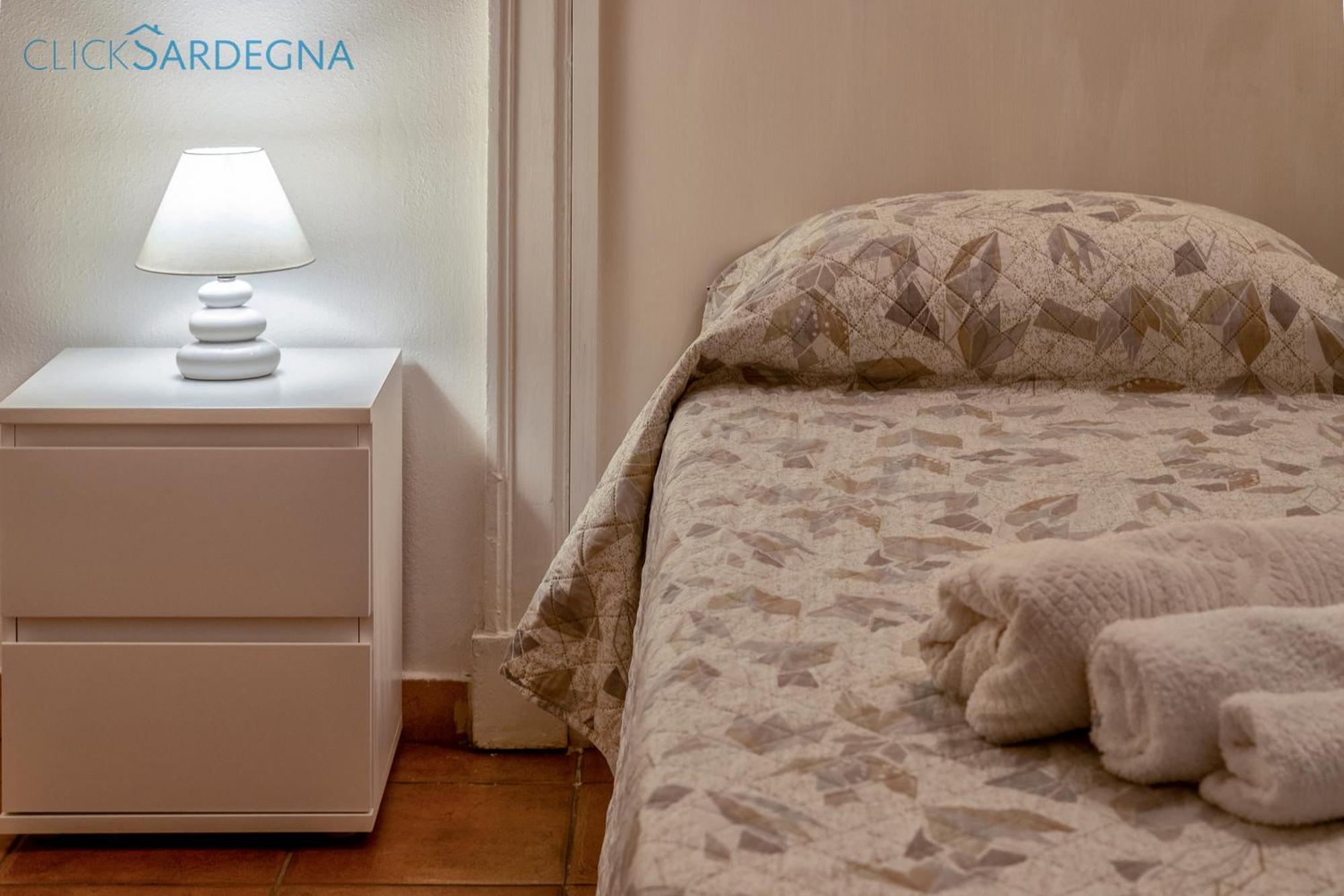 Carlo Alberto Apartment, Alghero Old Town, Near The Beach Bagian luar foto