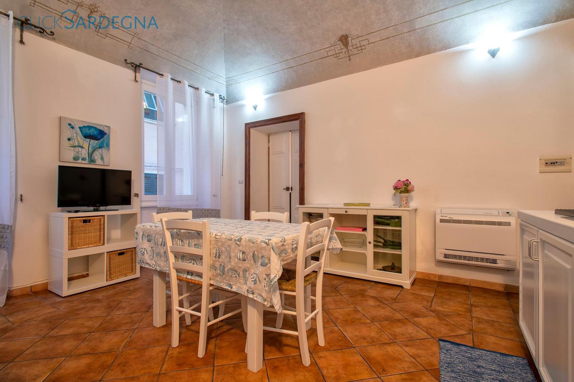 Carlo Alberto Apartment, Alghero Old Town, Near The Beach Bagian luar foto